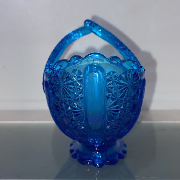 Daisy & Button Colonial Blue by Fenton, Glass Basket, Split Handle - Picture 9 of 16